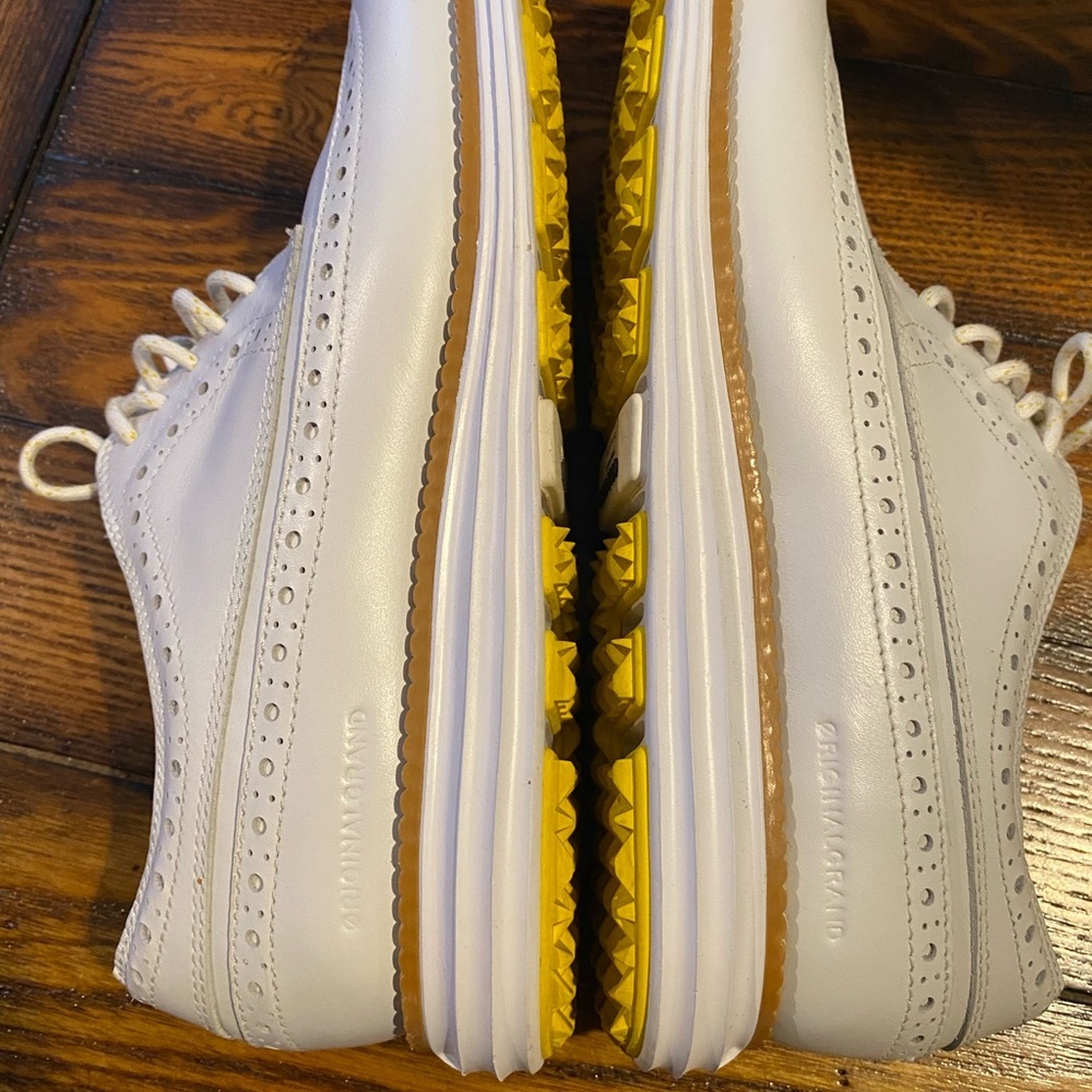 Cole Haan women’s White Golf Shoes Size 8 - Picture 9 of 10